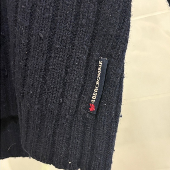 Abercrombie & Fitch Men’s Muscle Series Navy Rib Knit Sweater Size Large - Picture 5 of 9